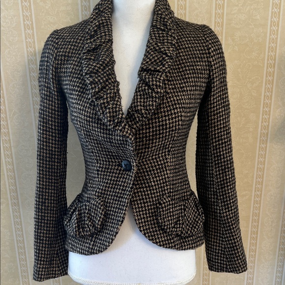 Anne Fontaine Jackets & Blazers - Anne Fontaine Black and Brown Houndstooth Ruffle-Trim Knit Blazer